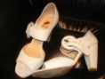 Sandalias Italianas de piel blancas marca Sinela